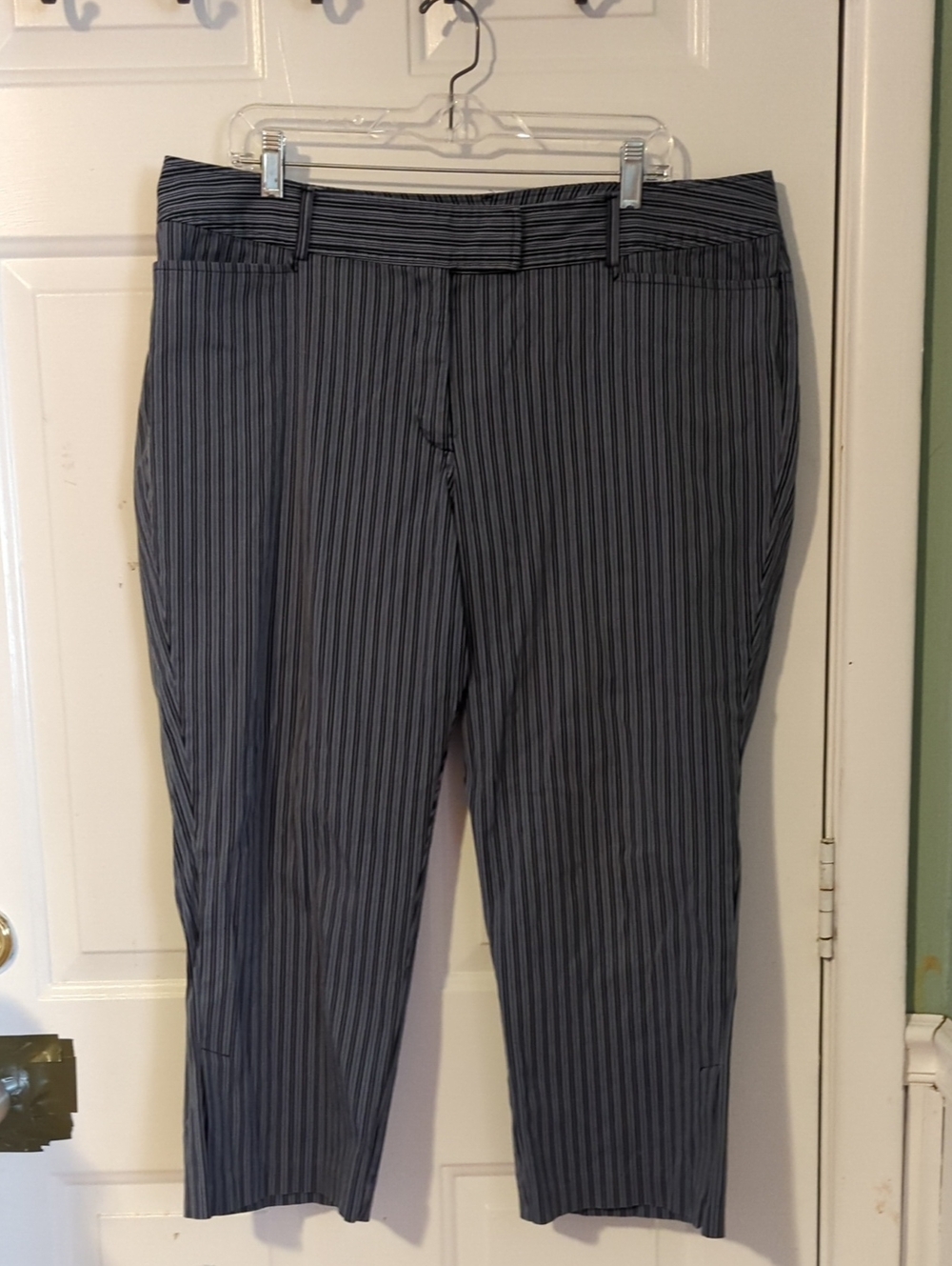 Venezia Women's Pinstripe Dress Pants Gray Size 18 Spandex Work Career Ankle